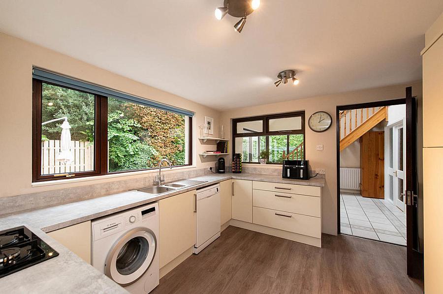 16 Jordanstown Road 16 Jordanstown Road
