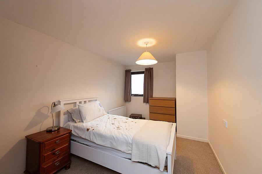 16 Jordanstown Road