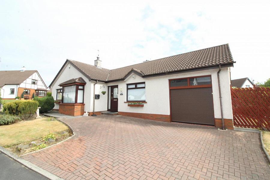 2 Oaklands Meadow