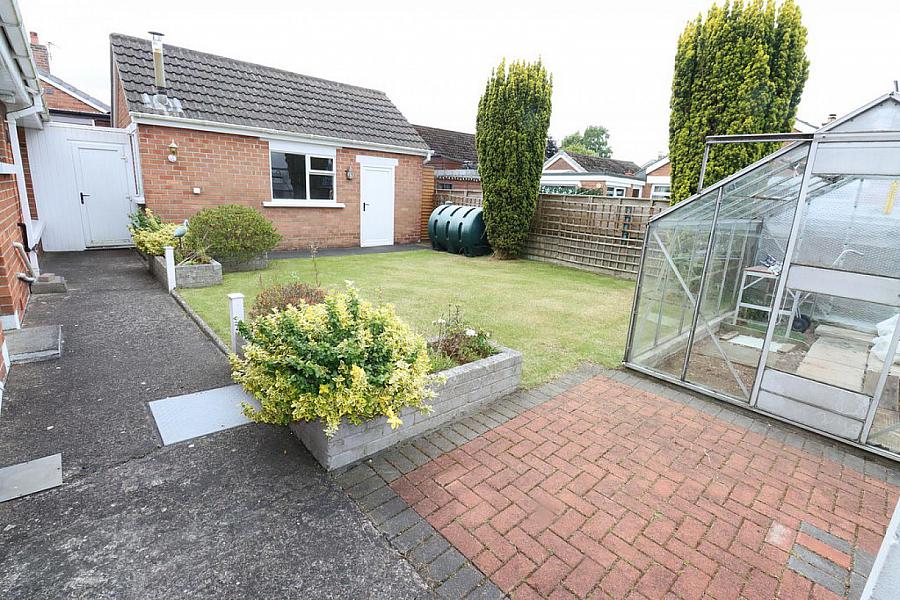 4 Carol Gardens