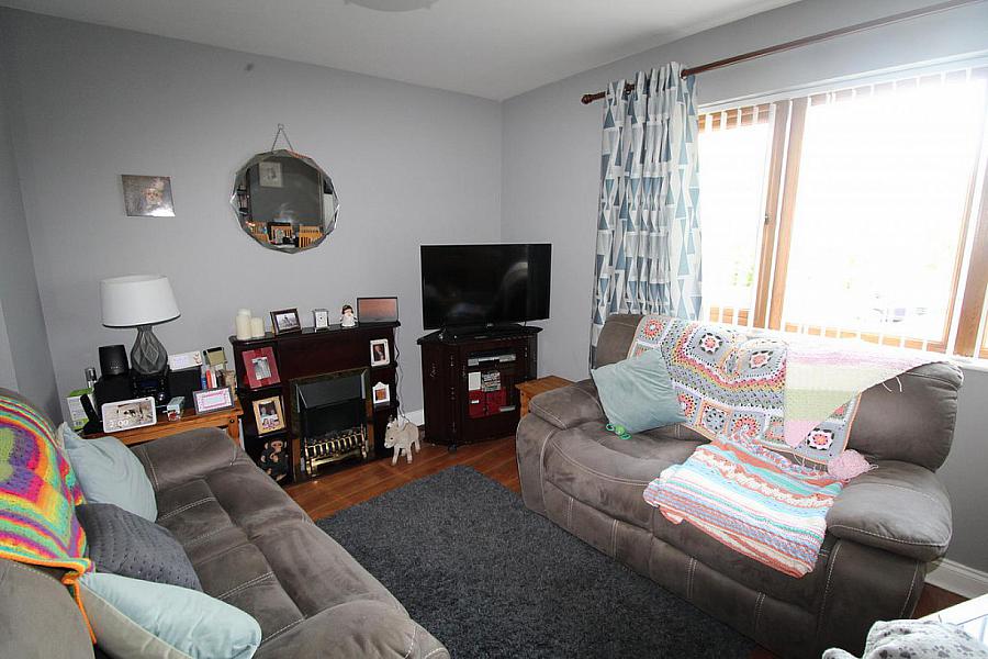 18 Ashgrove Lodge