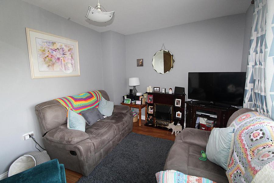 18 Ashgrove Lodge