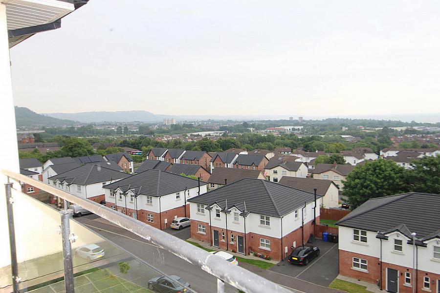 60 Northview