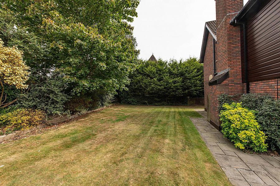 3 Bramble Grange