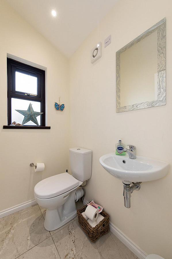 4 Elmwood Grove