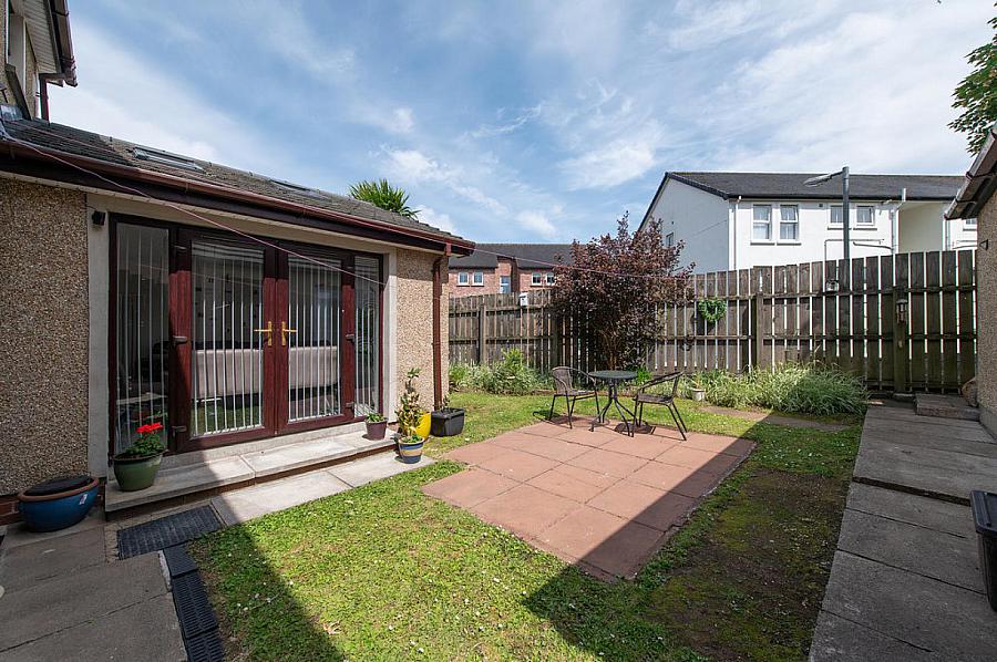 4 Elmwood Grove