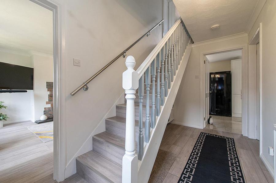 4 Elmwood Grove