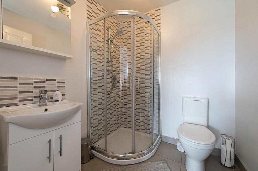 Apt 25 Clarendon Quay