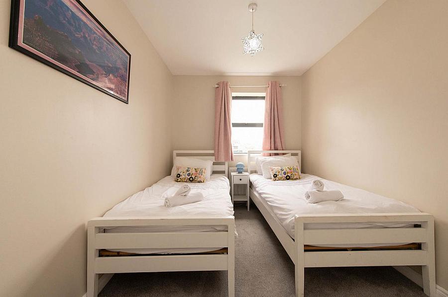 Apt 25 Clarendon Quay