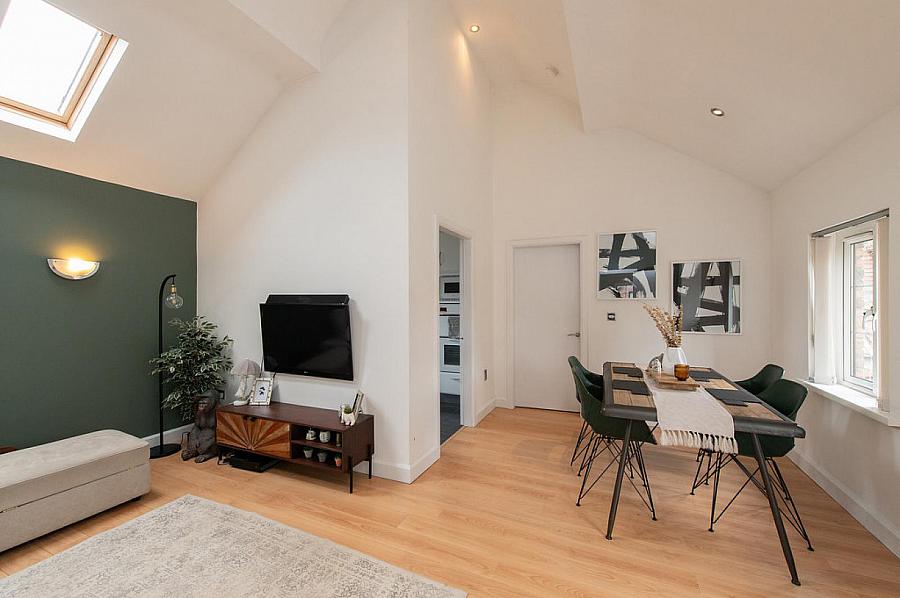 5 Oakwood