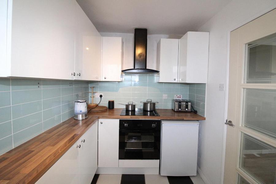 7d Beechwood House