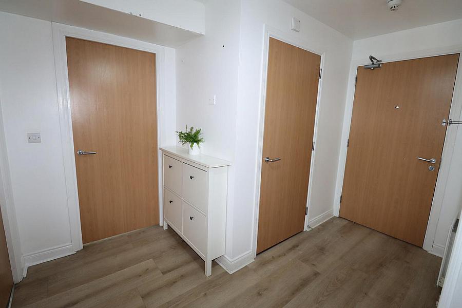 Apt 31, 9 Brown Square