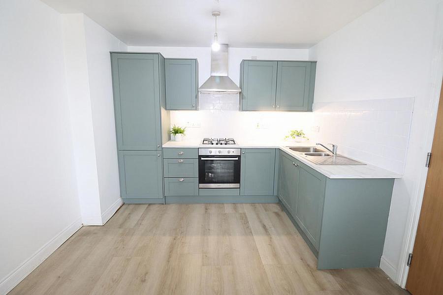 Apt 31, 9 Brown Square