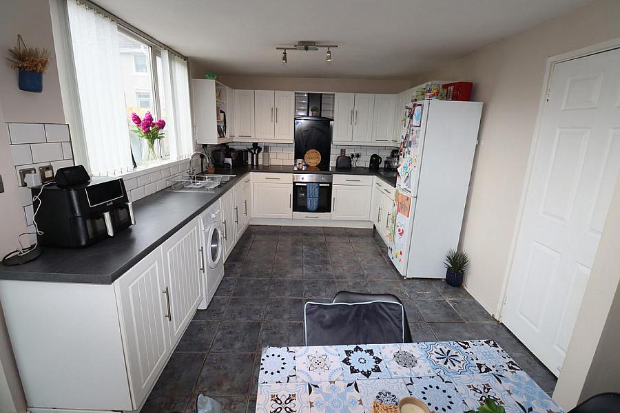 49 Tulleevin Walk