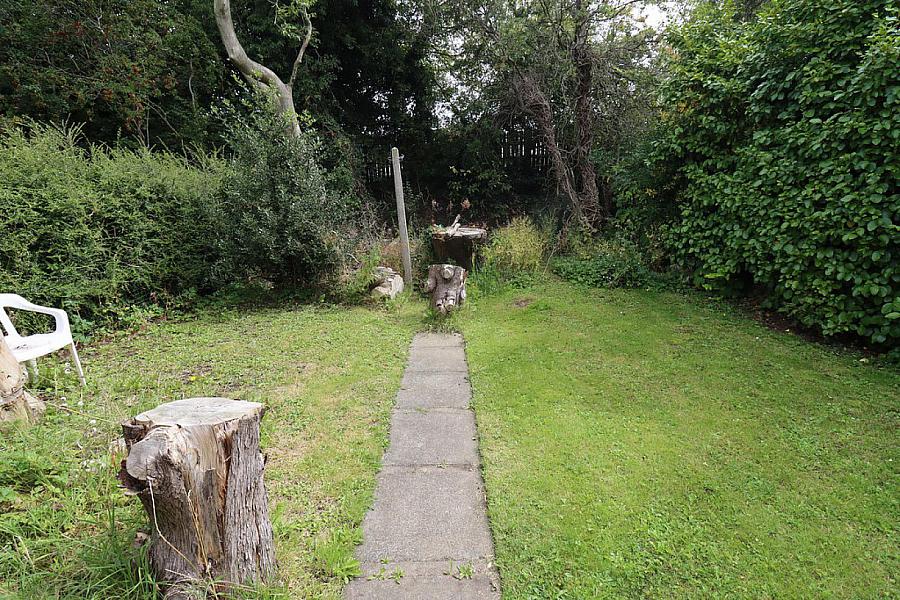 21 Twinburn Drive
