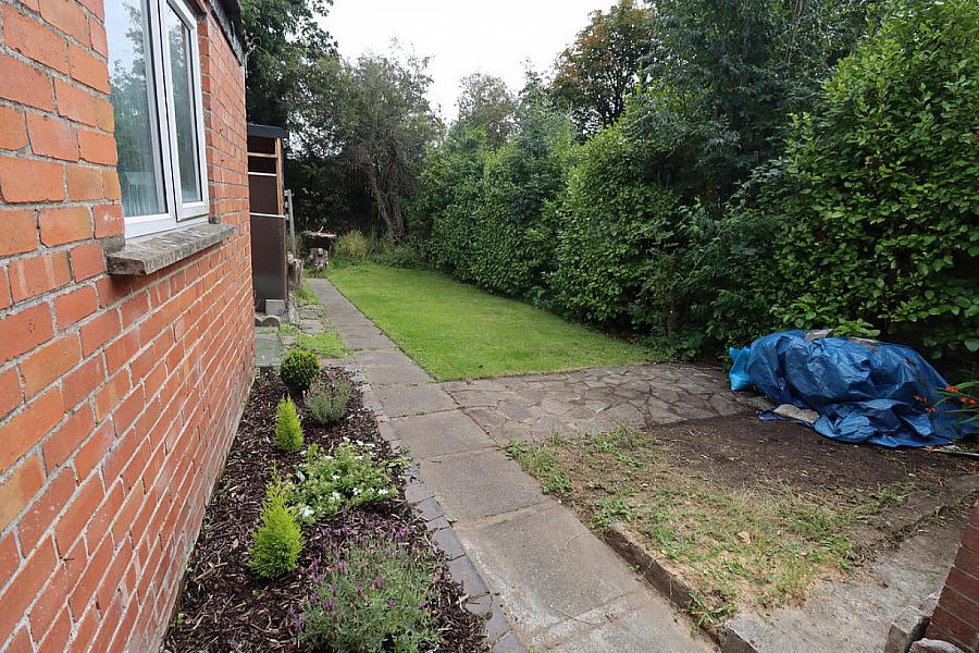 21 Twinburn Drive