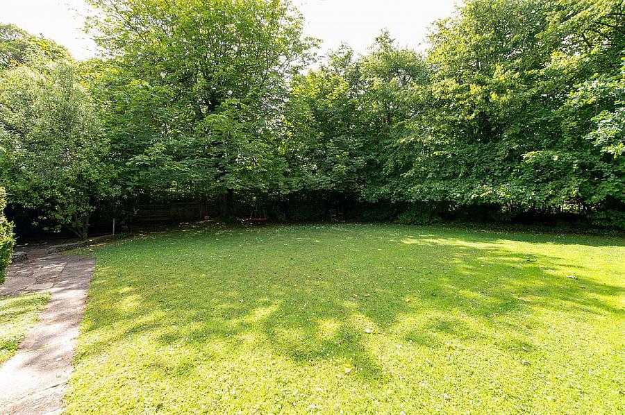 &quot;Benvista&quot;, 1 Lenamore Drive
