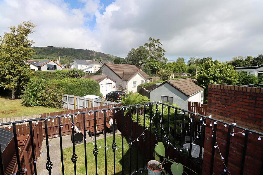 20 Glenisland Terrace