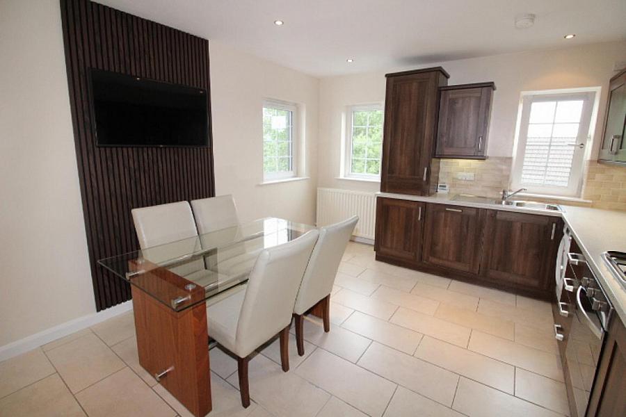 47 Tobar-glen Crescent