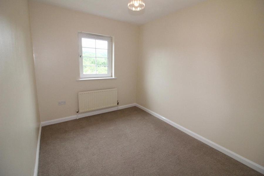 47 Tobar-glen Crescent