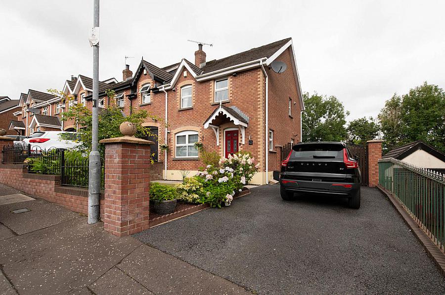 12 Mayfield Heights