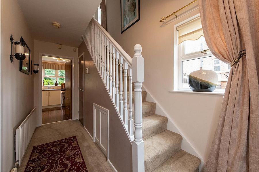 12 Mayfield Heights