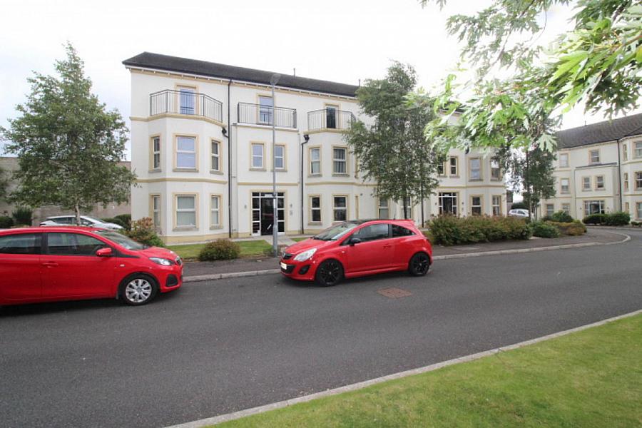 15 Corran Mews