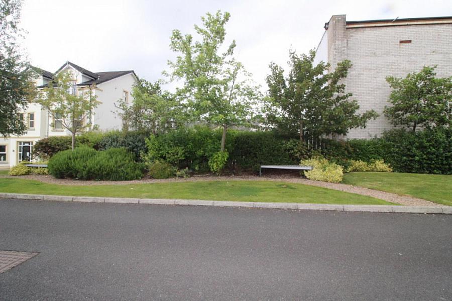 15 Corran Mews