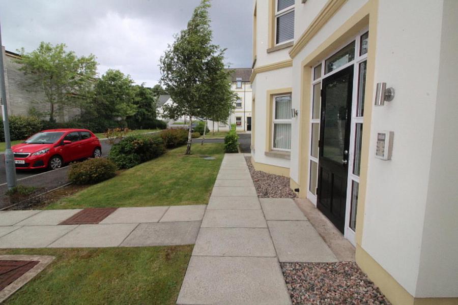 15 Corran Mews
