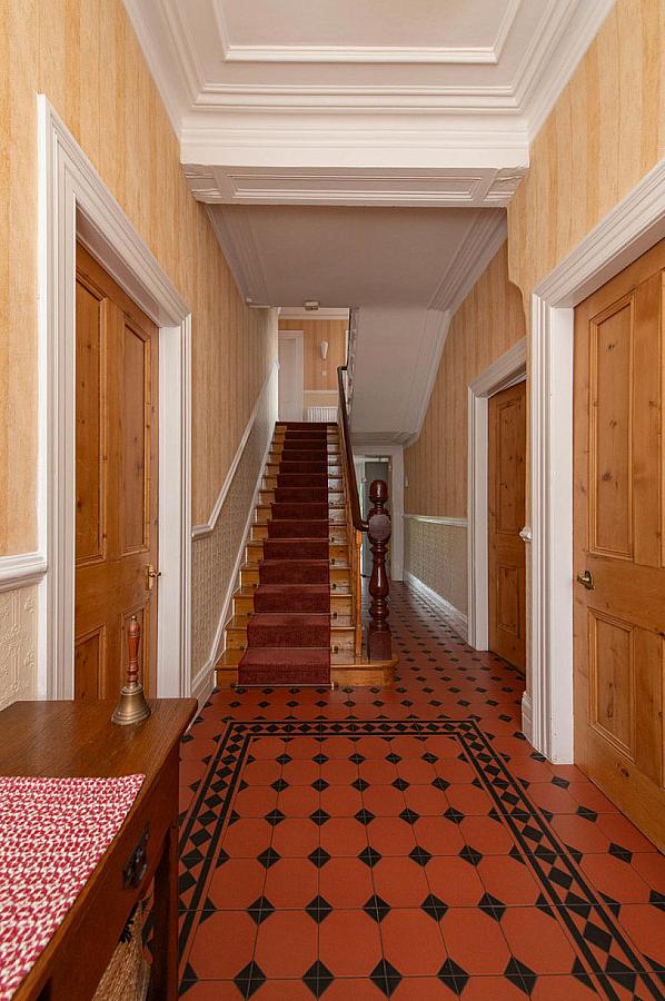 4 Waterloo Gardens