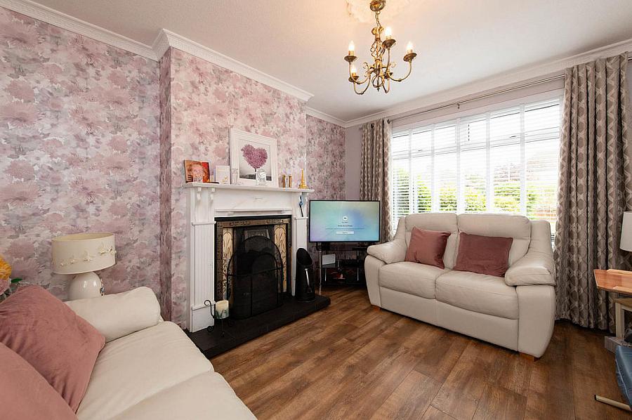 23 Sarajac Crescent