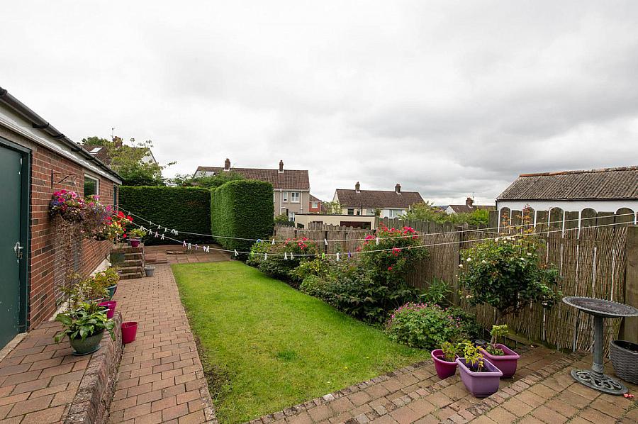 23 Sarajac Crescent