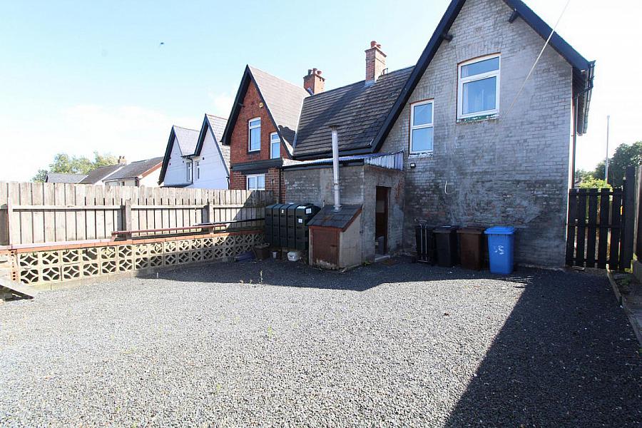 &quot;Primrose Cottages&quot;, 55 Longlands Road