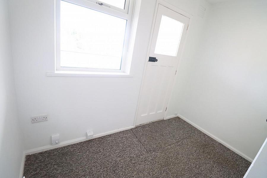 34c Abbots Cross