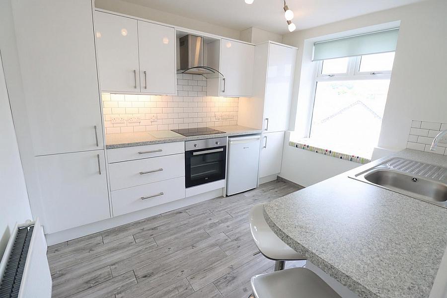 34c Abbots Cross