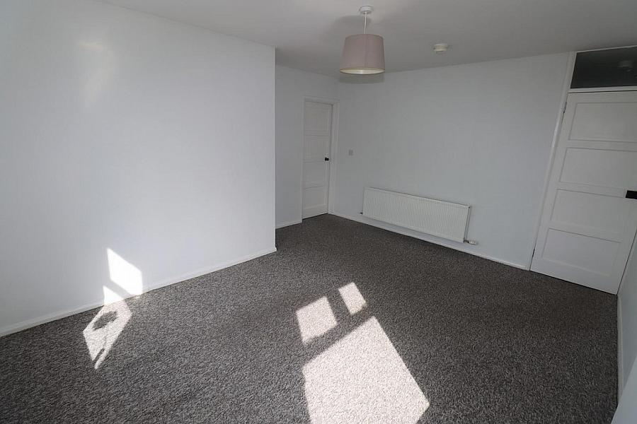 34c Abbots Cross