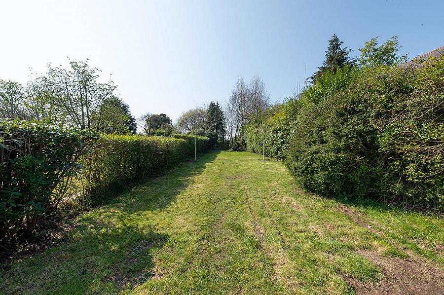 31 Upper Station Road