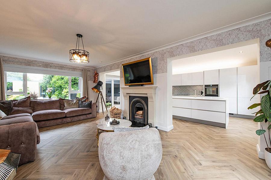 Railway Lodge, 103 Jordanstown Road