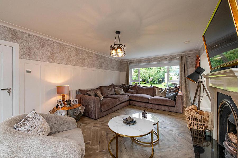 Railway Lodge, 103 Jordanstown Road