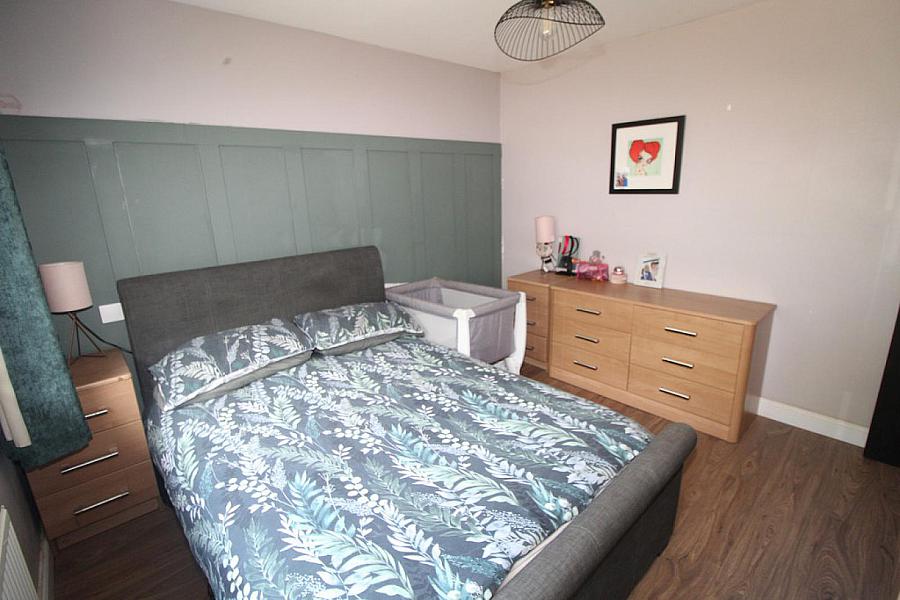 21 Hightown Gardens
