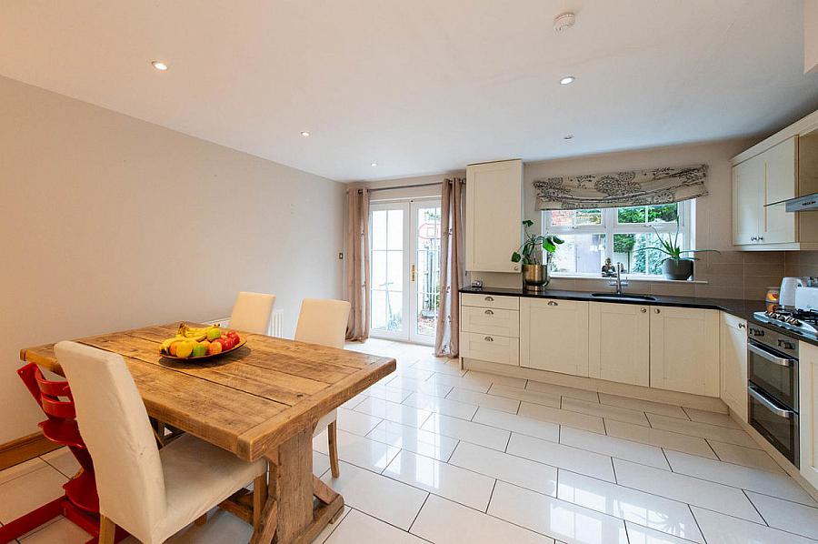 32 Edenmore Court 32 Edenmore Court