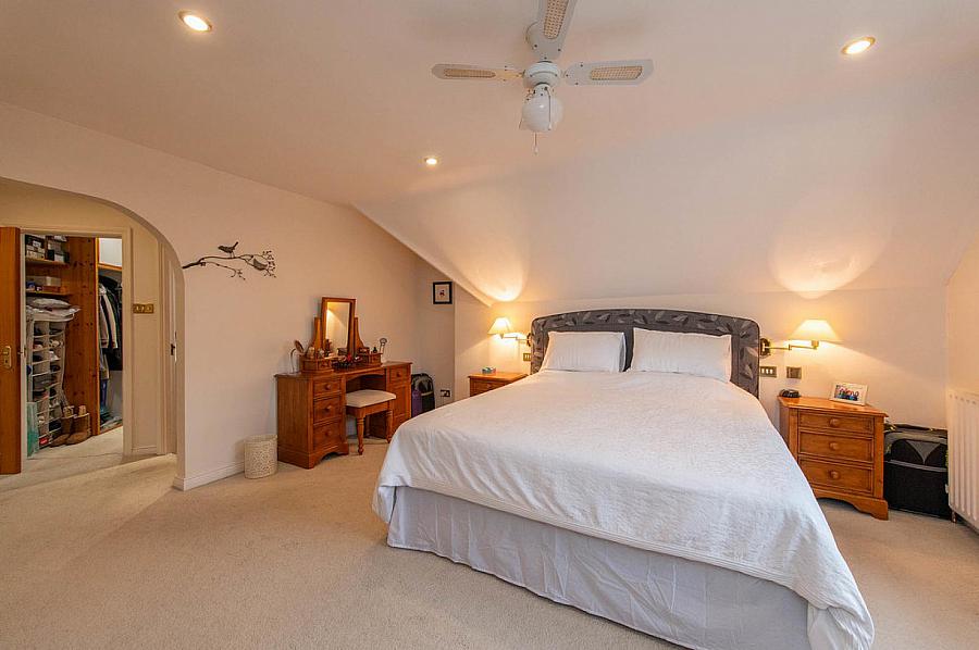 44 Glenkeen Avenue 44 Glenkeen Avenue