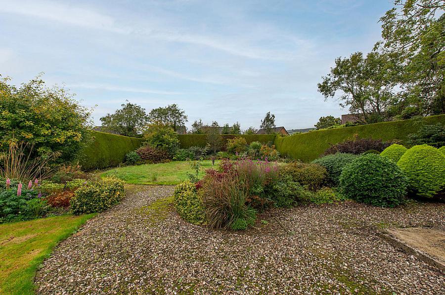 44 Glenkeen Avenue 44 Glenkeen Avenue