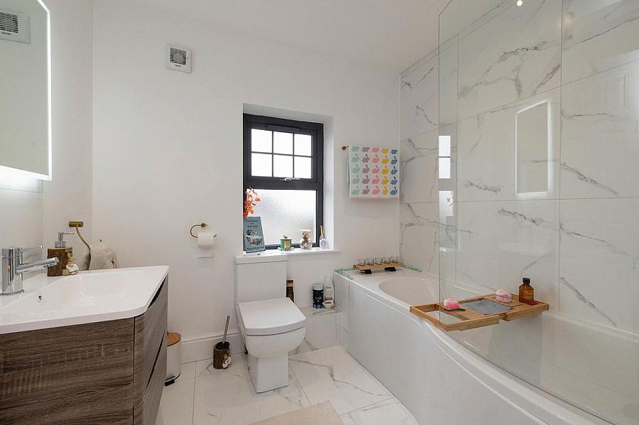 3 Barton Park Gardens