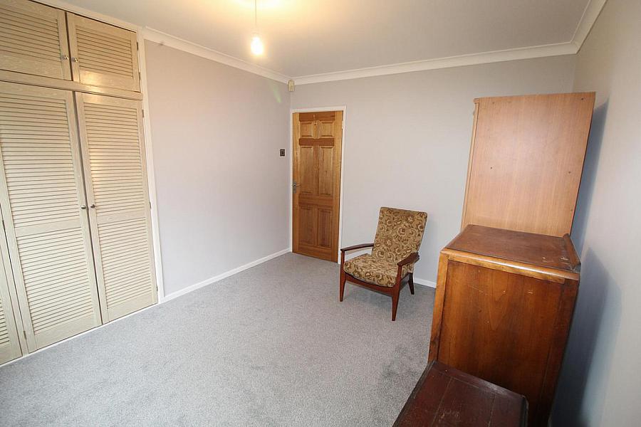 6 Lenamore Park