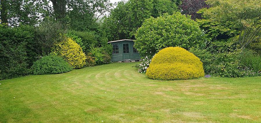 6 Lenamore Park