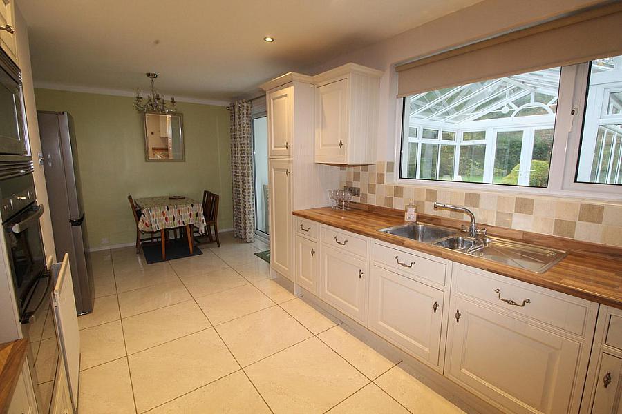 6 Lenamore Park