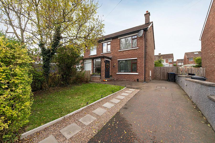 20 Collinward Avenue