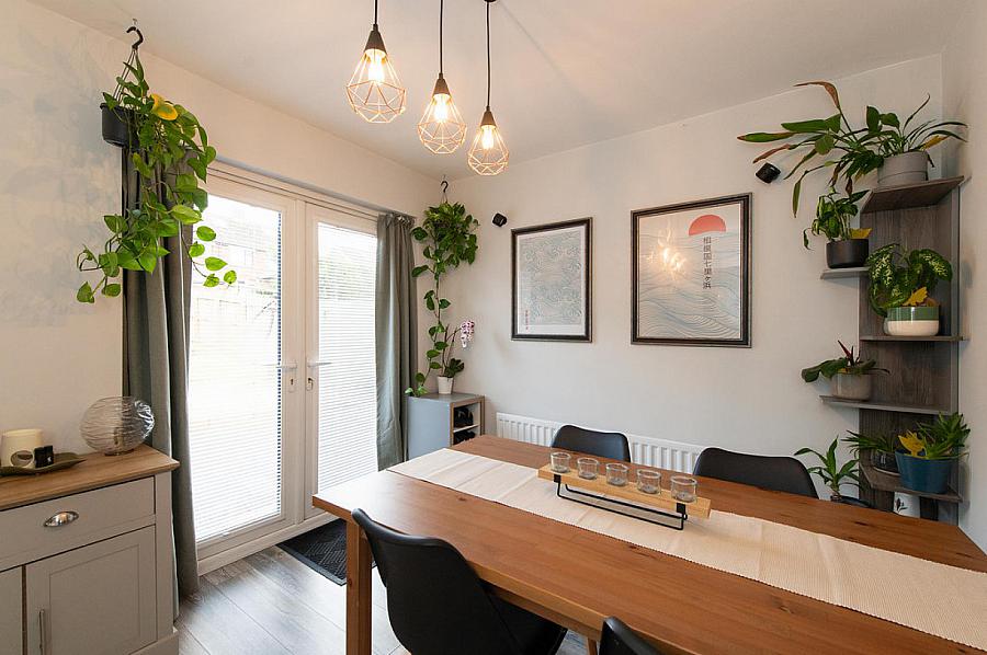 20 Collinward Avenue