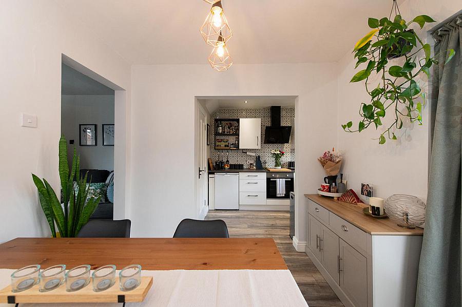 20 Collinward Avenue